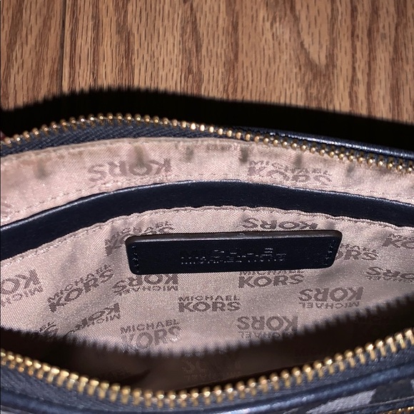 Michael Kors Wristlet - Picture 3 of 3